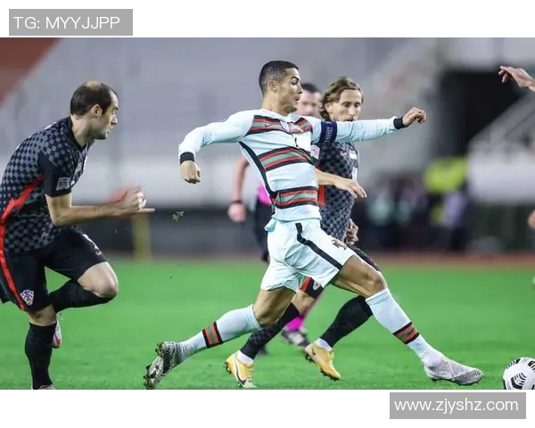 《探索11位足球巨星的传奇之路和他们对现代足球的深远影响》 《探索11位足球巨星的传奇之路和他们对现代足球的深远影响》